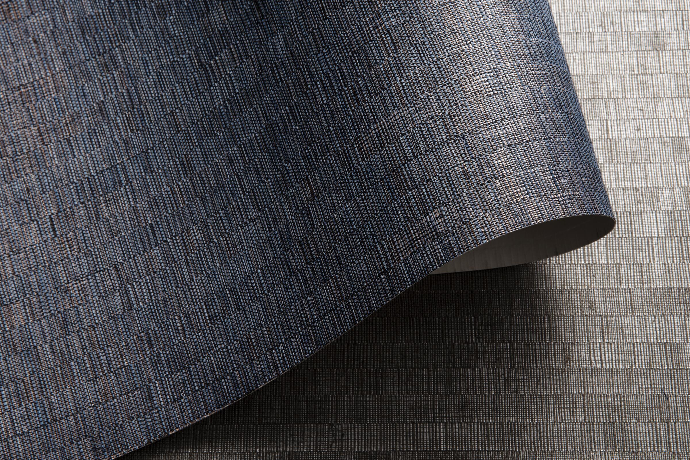 HOLLY HUNT Walls Romance