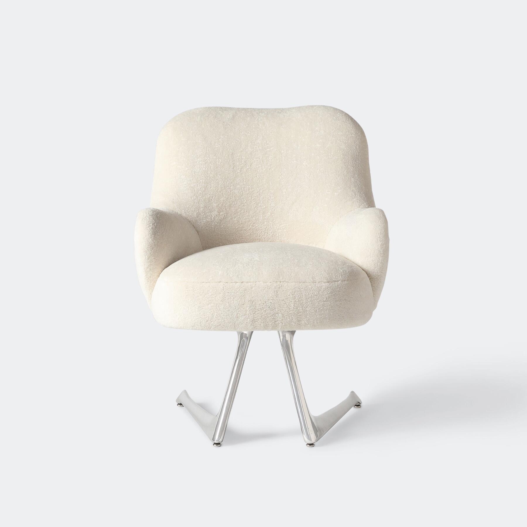 Barrel Unicorn Chair, Polished Aluminum, 1978/01 Smokey: Vanilla