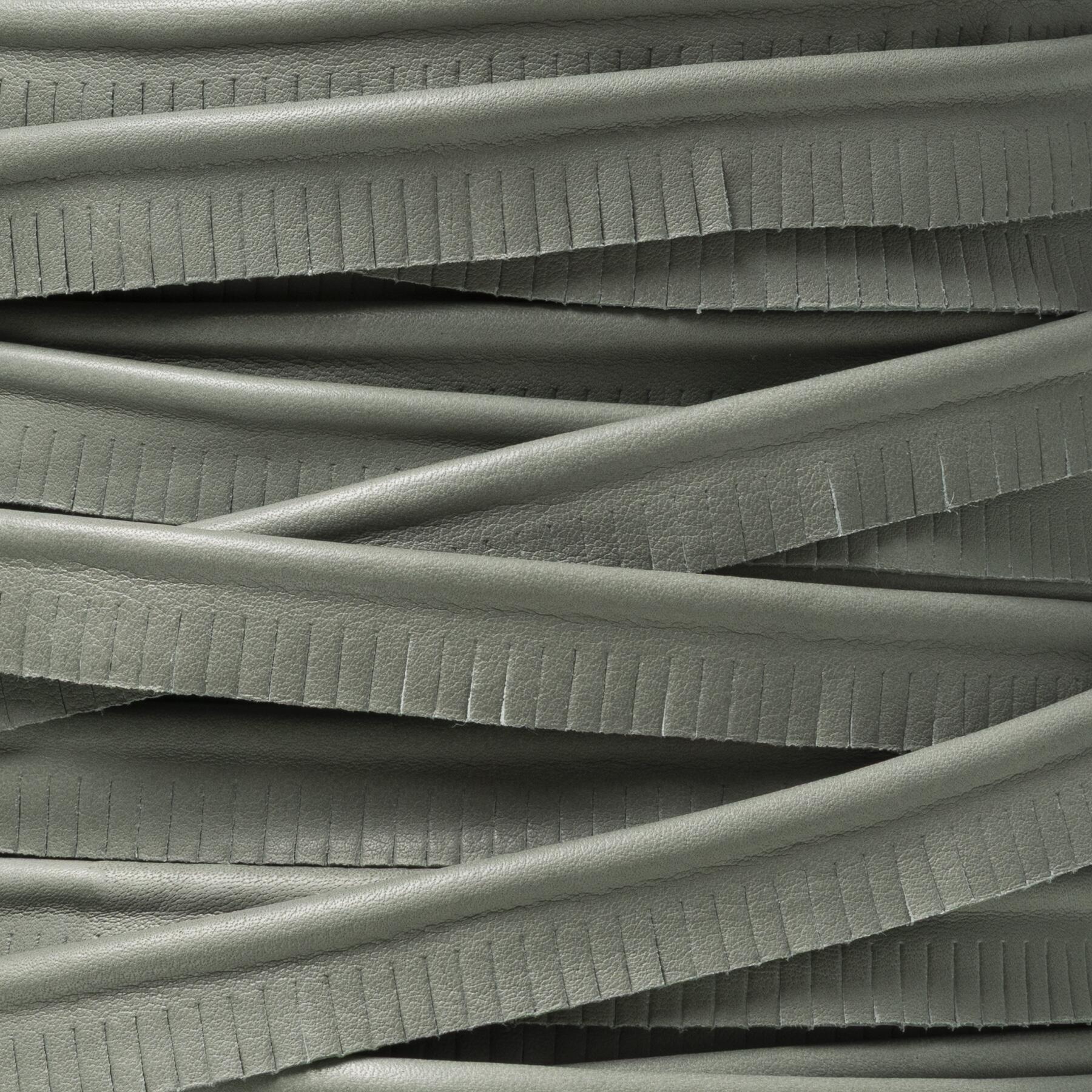 001/40 On The Edge: Steam