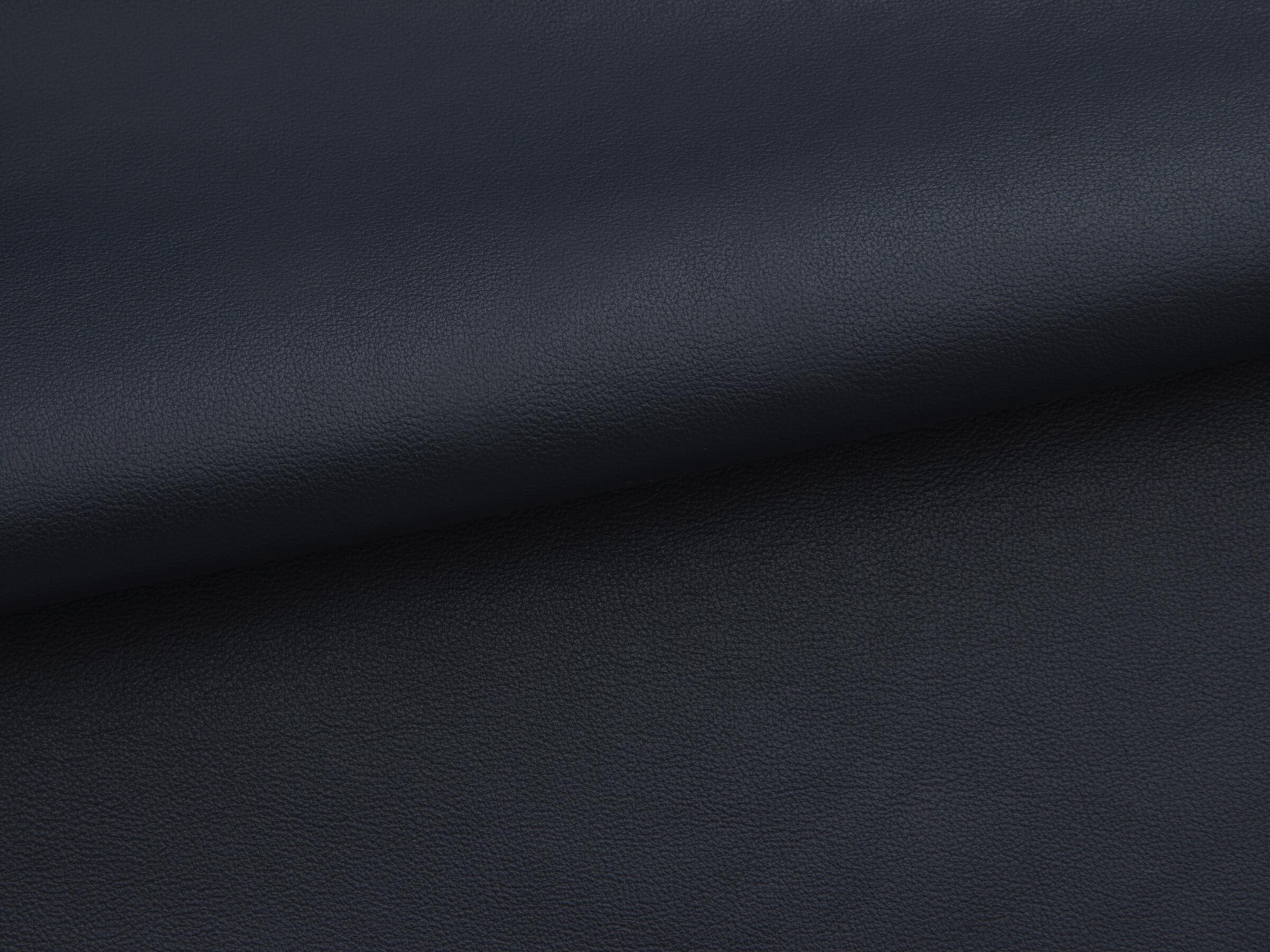 9380/19 Lucca: True Navy