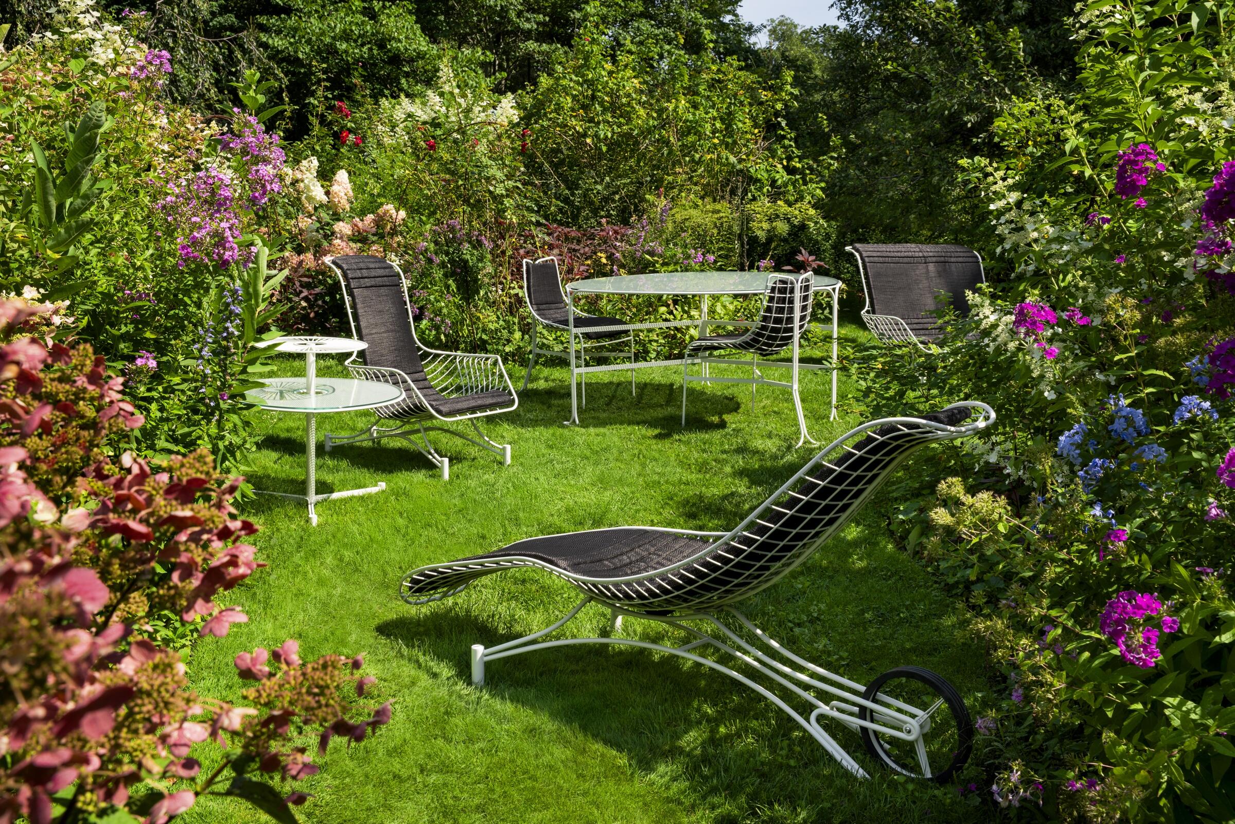 Vladimir Kagan Capricorn Collection