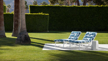 HOLLY HUNT Furniture