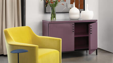 HOLLY HUNT Furniture