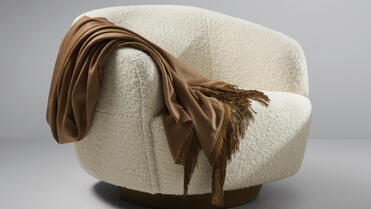 HOLLY HUNT Furniture