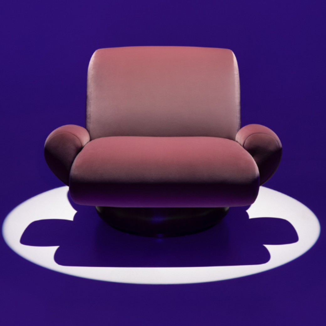 HOLLY HUNT Furniture