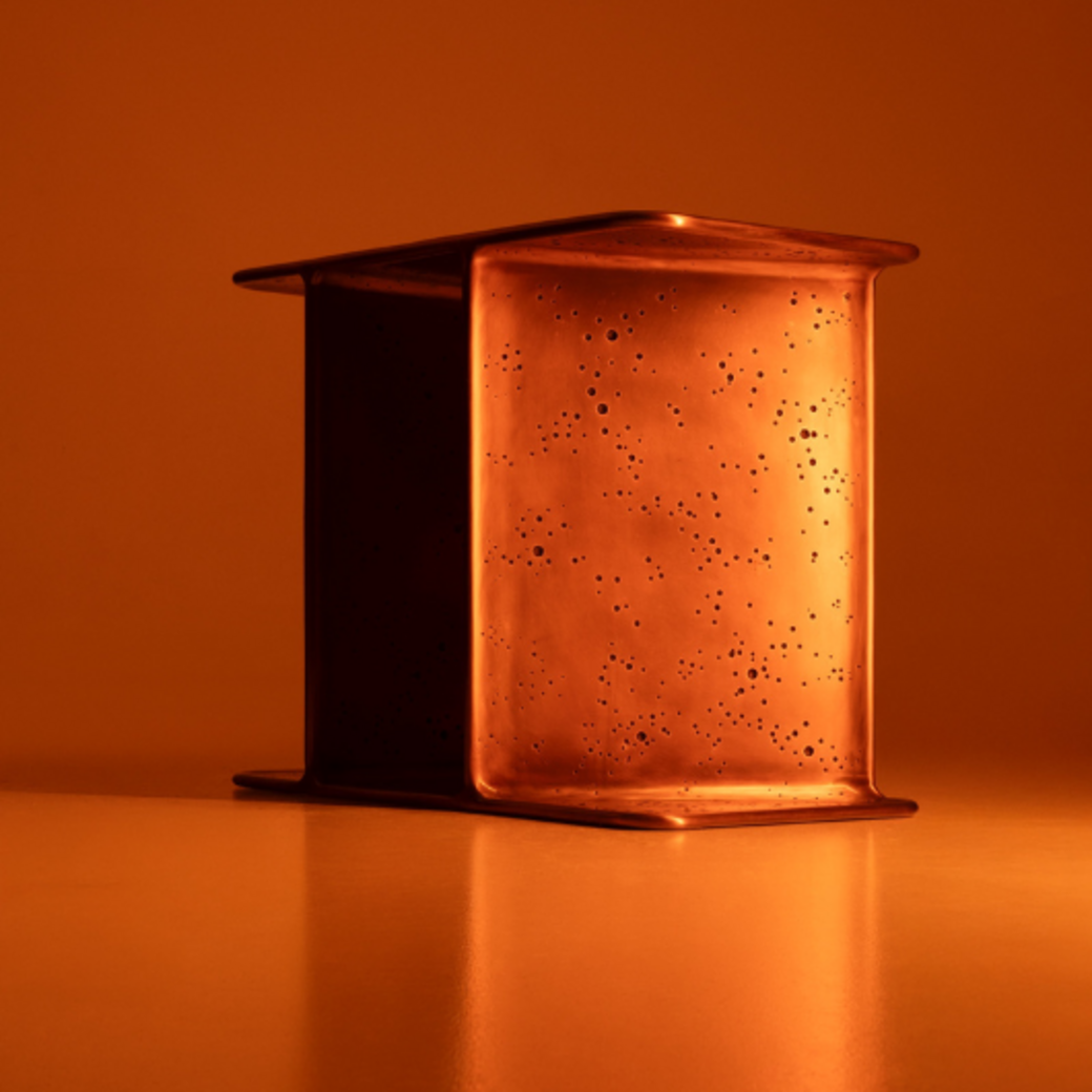 HOLLY HUNT Furniture