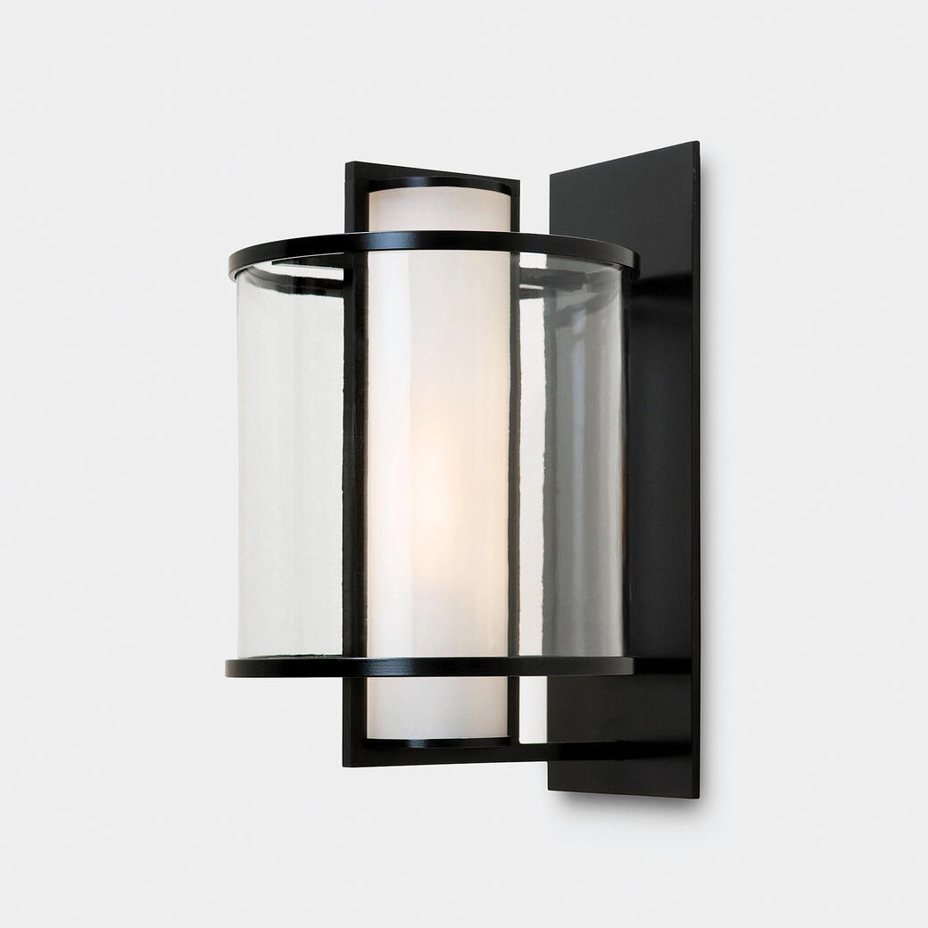 Klos Sconce